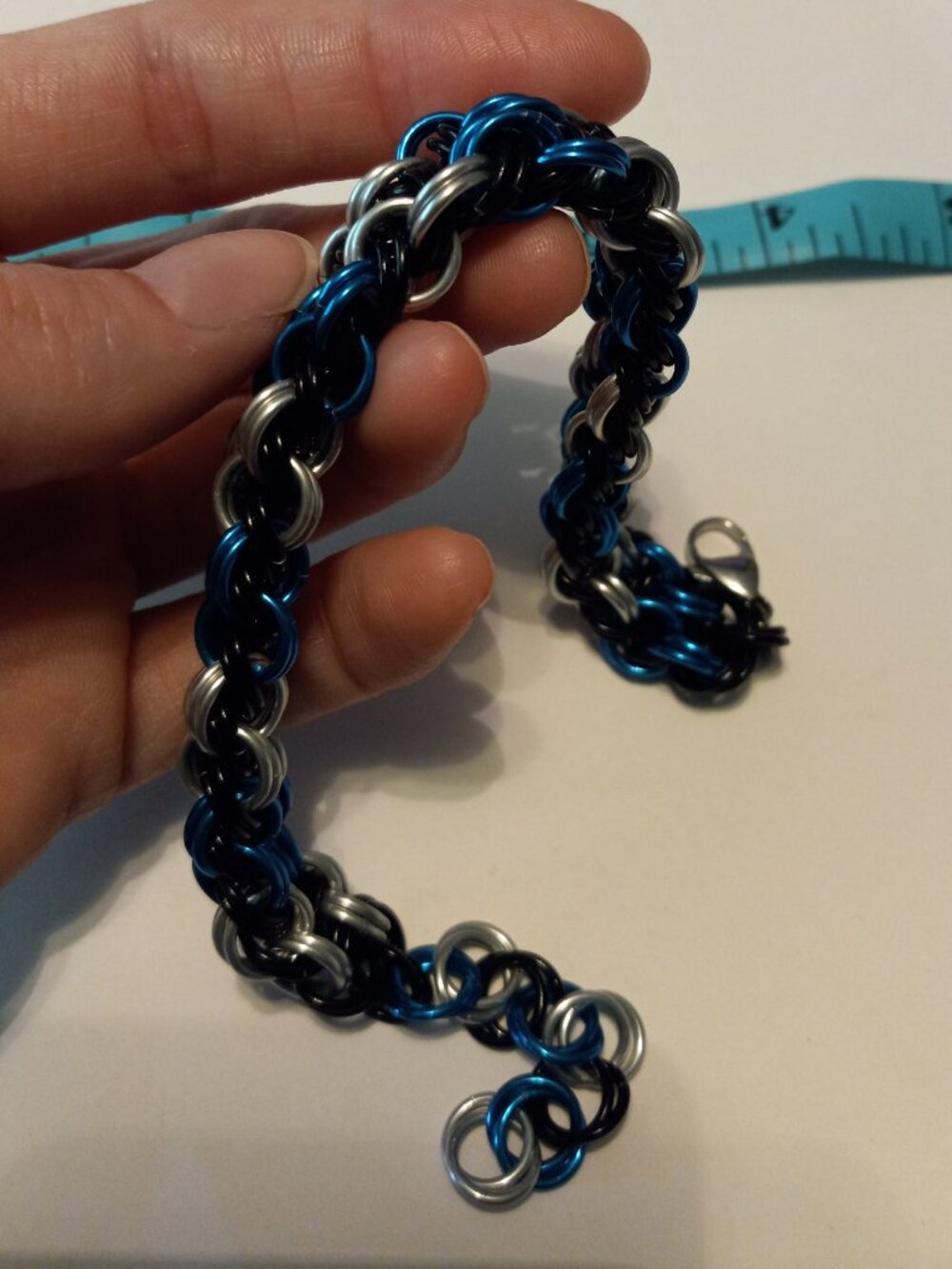 Blue, black, & silver Chain Mail bracelet - Picture 7 of 7